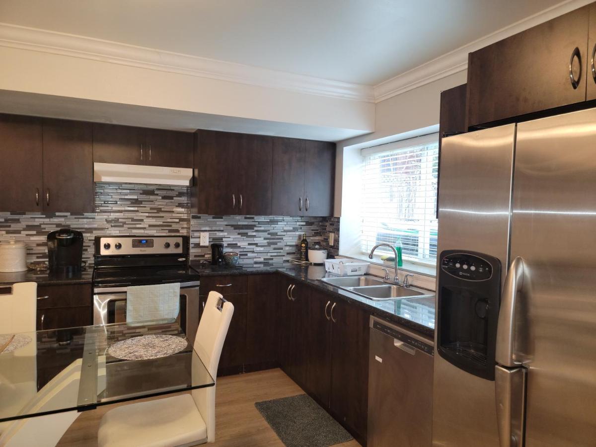 Oscar Inn & 2Bd Family Suite Or Private Room Abbotsford Exterior photo